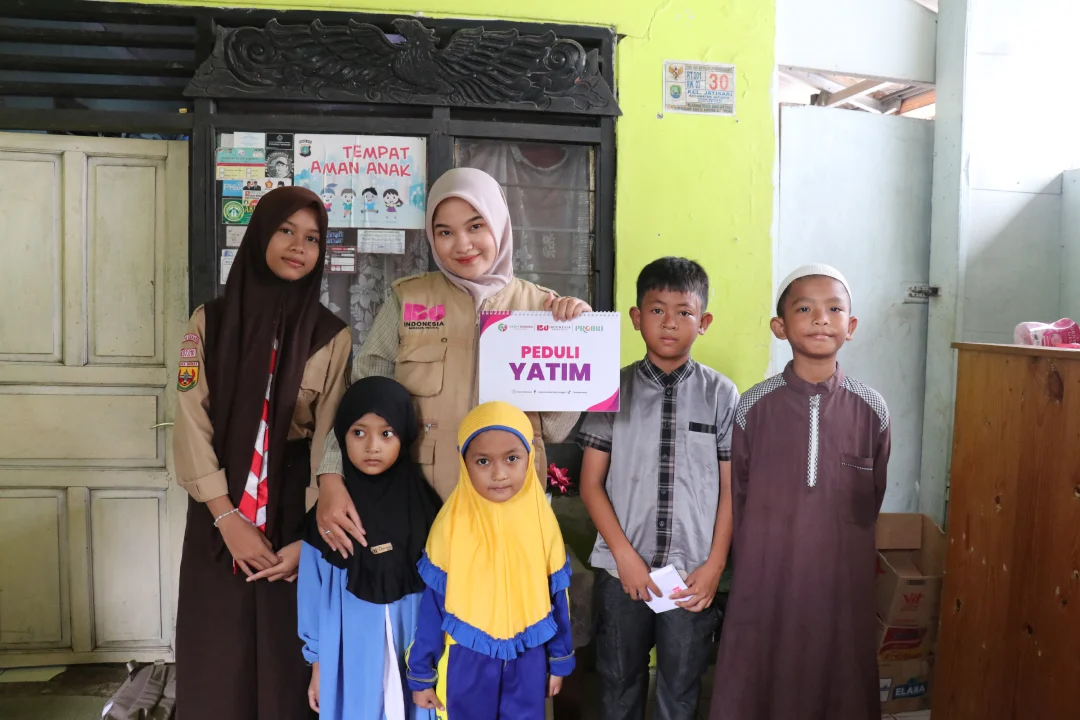 Kegiatan pengumpulan barang donasi