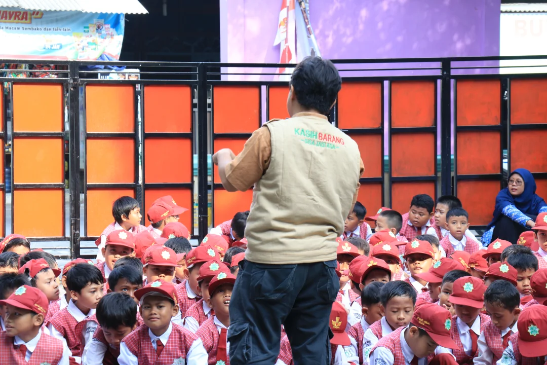 Kasih Barang Activity